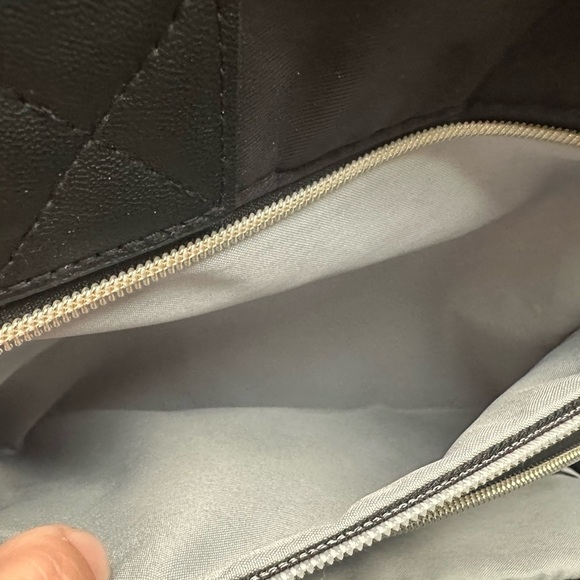 Skip Hop Diaper Bag in Black Gold Hardware - Picture 5 of 8